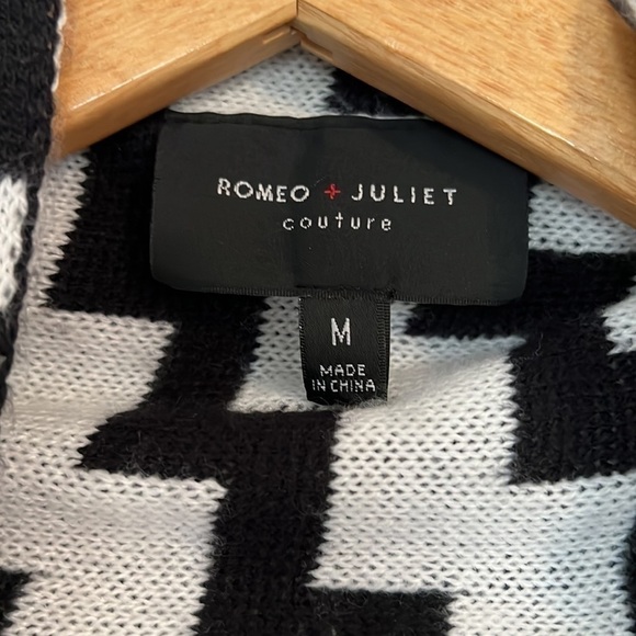 Romeo & Juliet Couture Chevron print Flyaway Vest cardigan M - Picture 5 of 7